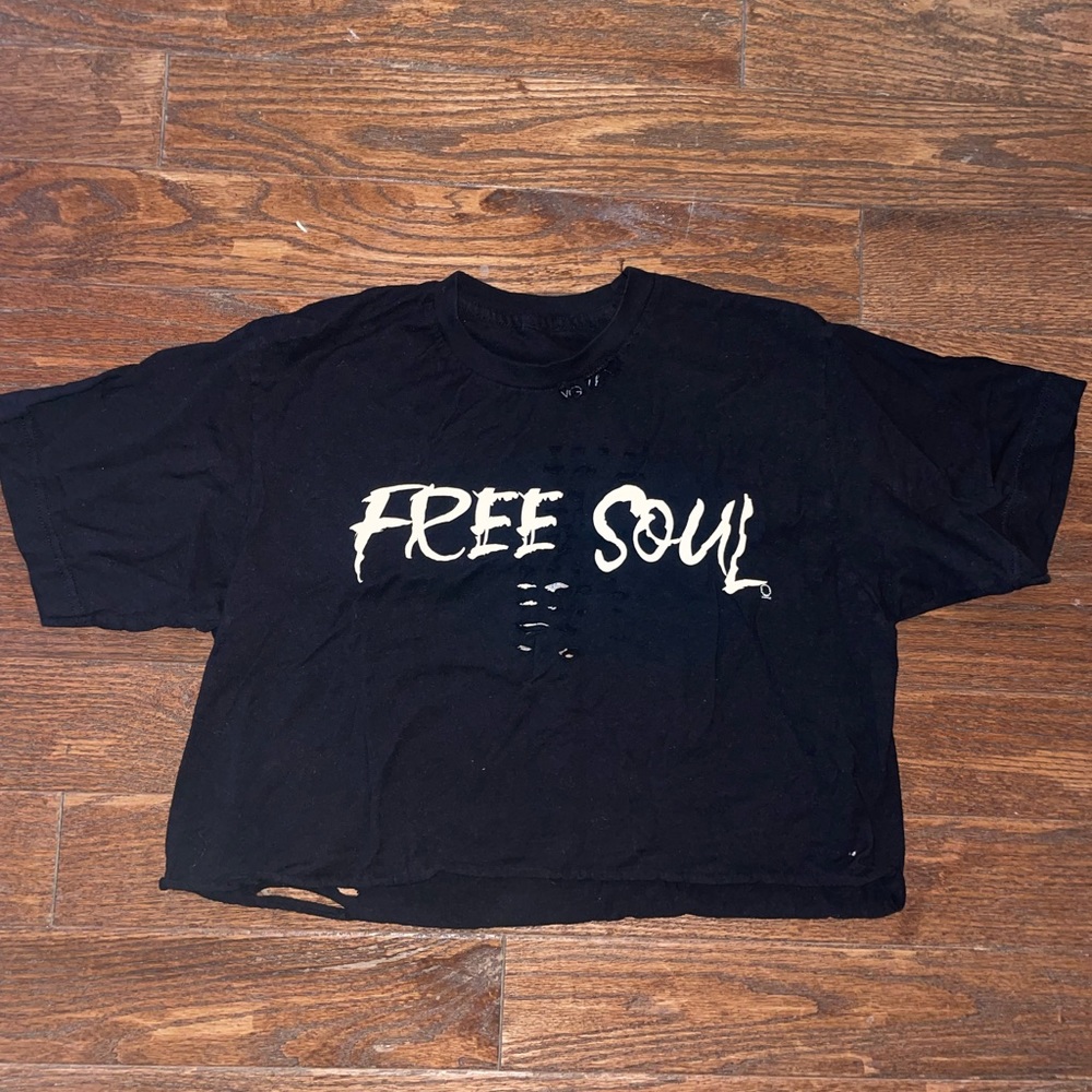 Free Soul crop tee women’s size medium
